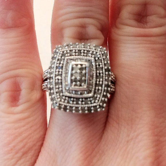 1 CTTW Silver and Rhodium over Brass Diamond - Picture 7 of 8